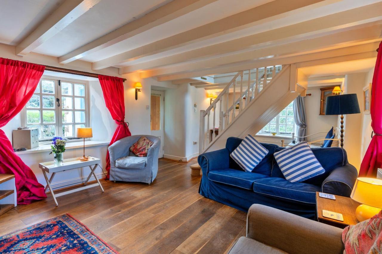 Finest Retreats - Forge Cottage Padstow Bagian luar foto