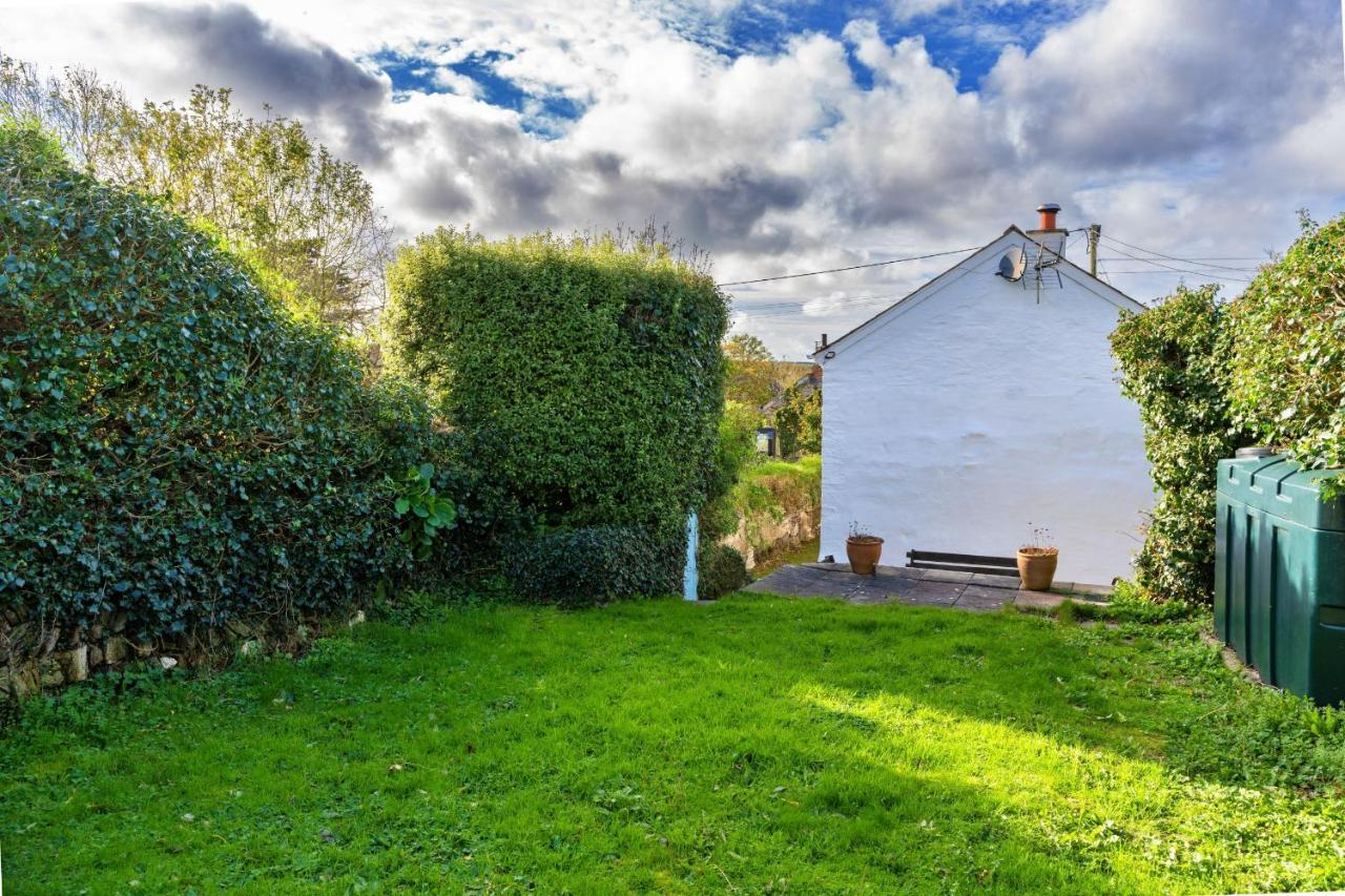 Finest Retreats - Forge Cottage Padstow Bagian luar foto