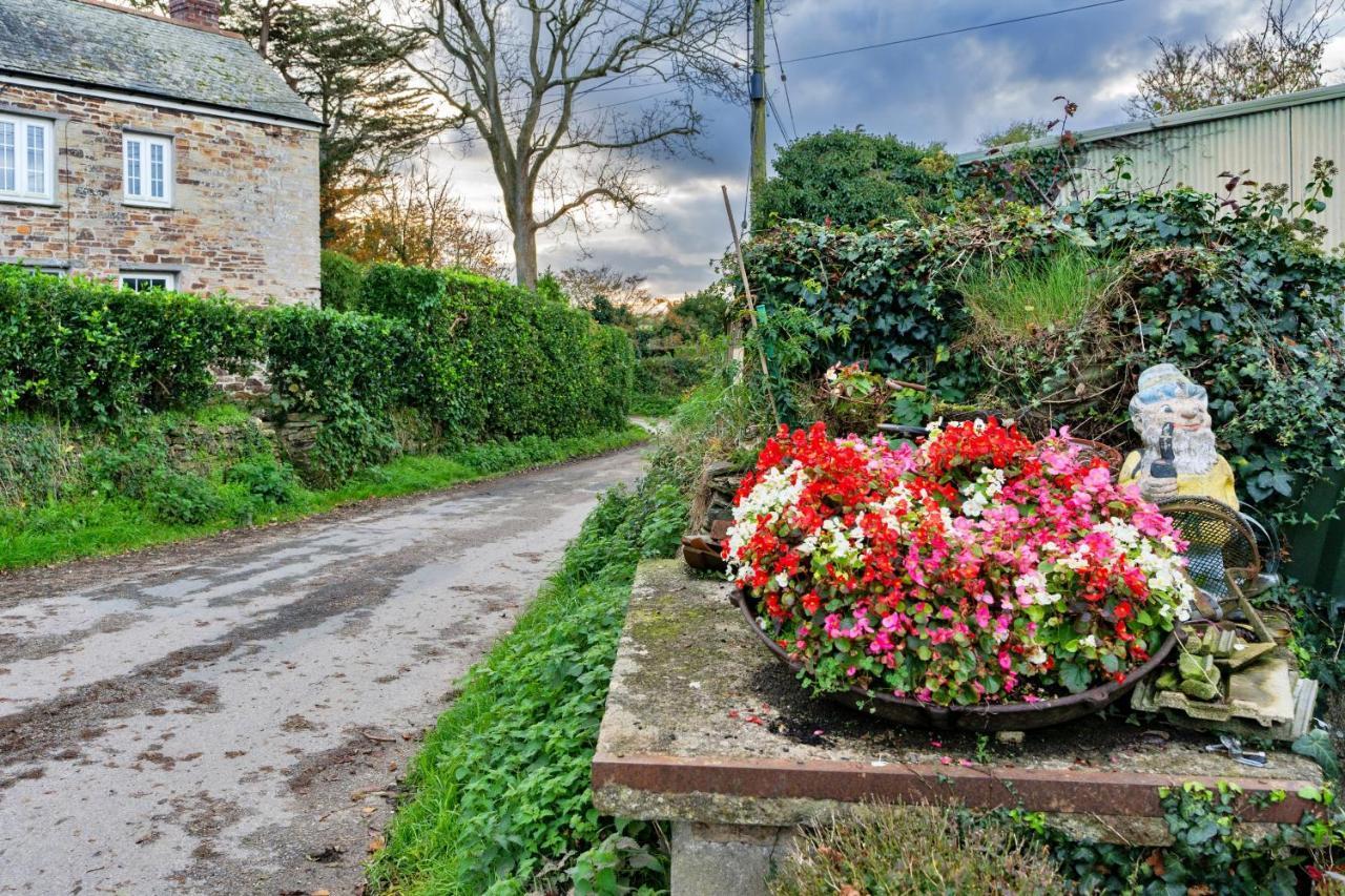 Finest Retreats - Forge Cottage Padstow Bagian luar foto