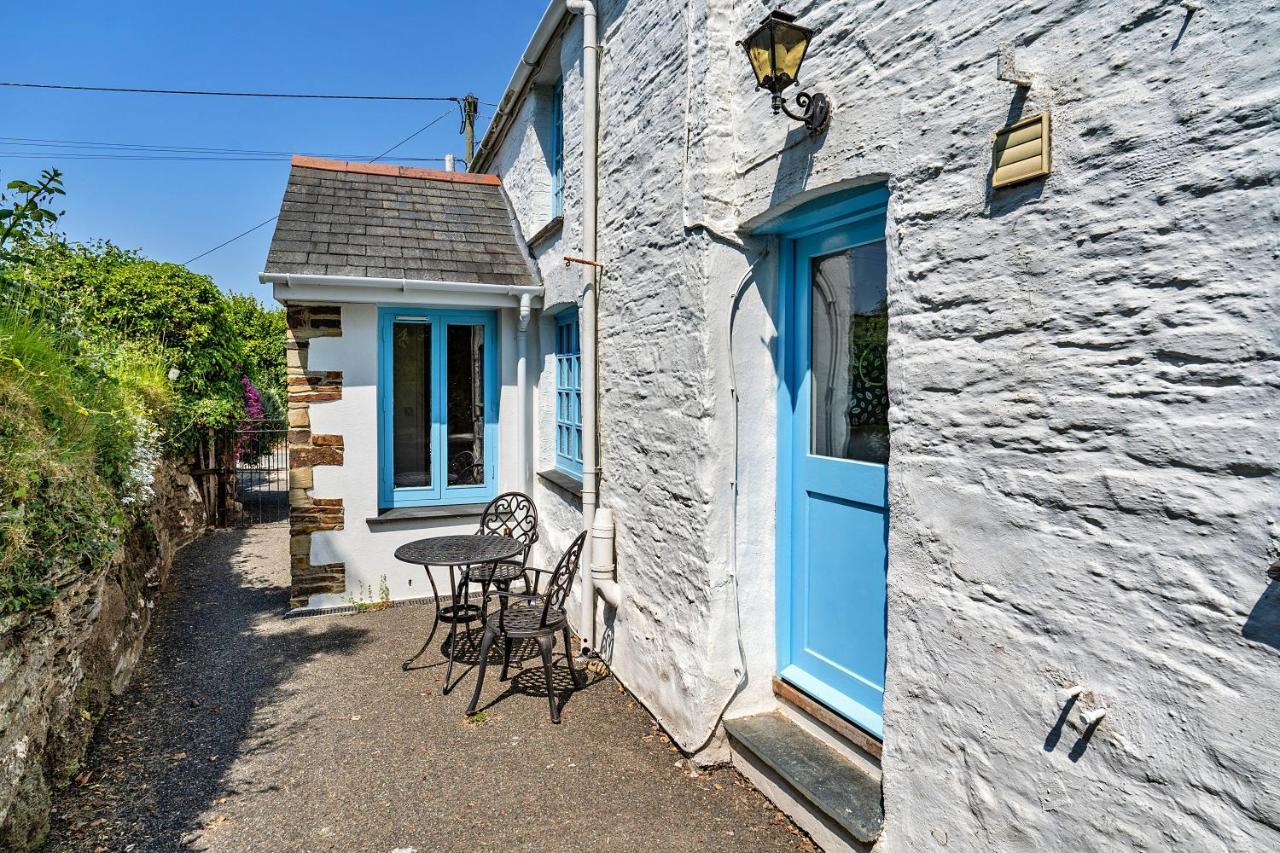 Finest Retreats - Forge Cottage Padstow Bagian luar foto